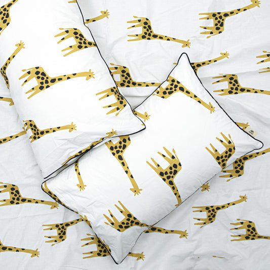 Giraffe Print Bed Sheet Set